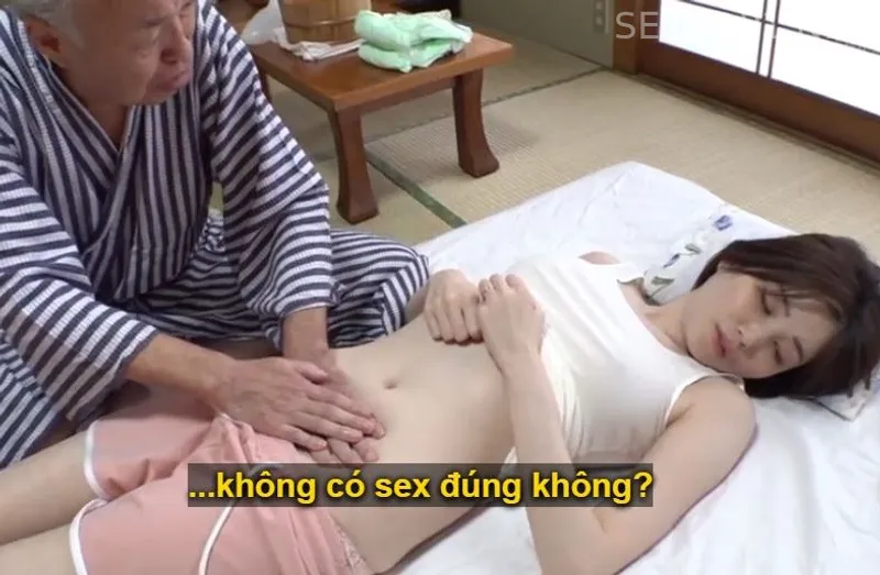 Vợ sắp cưới của con trai bị đau nhức nhờ bố người chồng có nghề mát-xa mát xa và cái kết